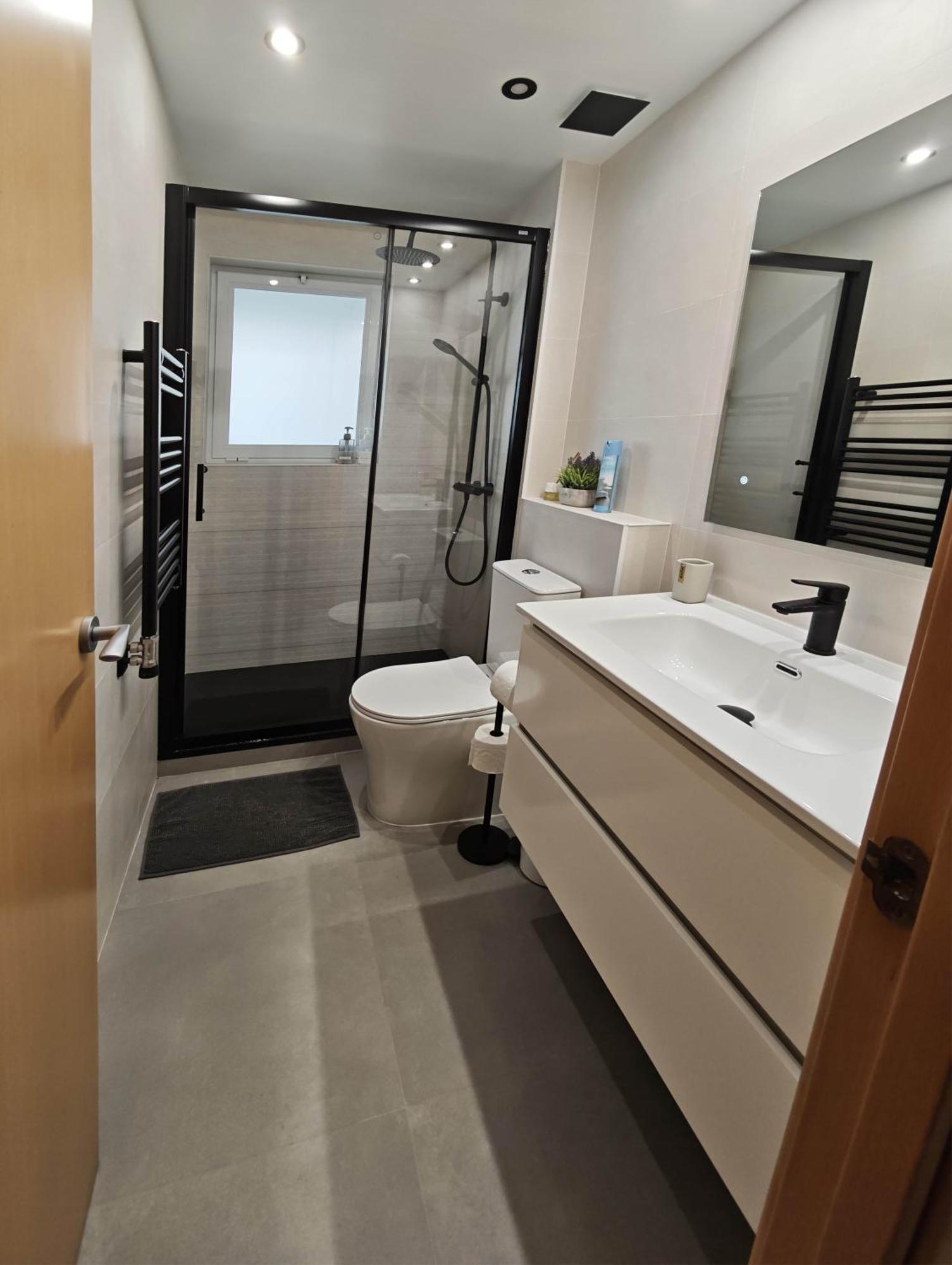 Apartamento Playa Con Piscina Parking Y 2 Habitac Castelldefels Extérieur photo